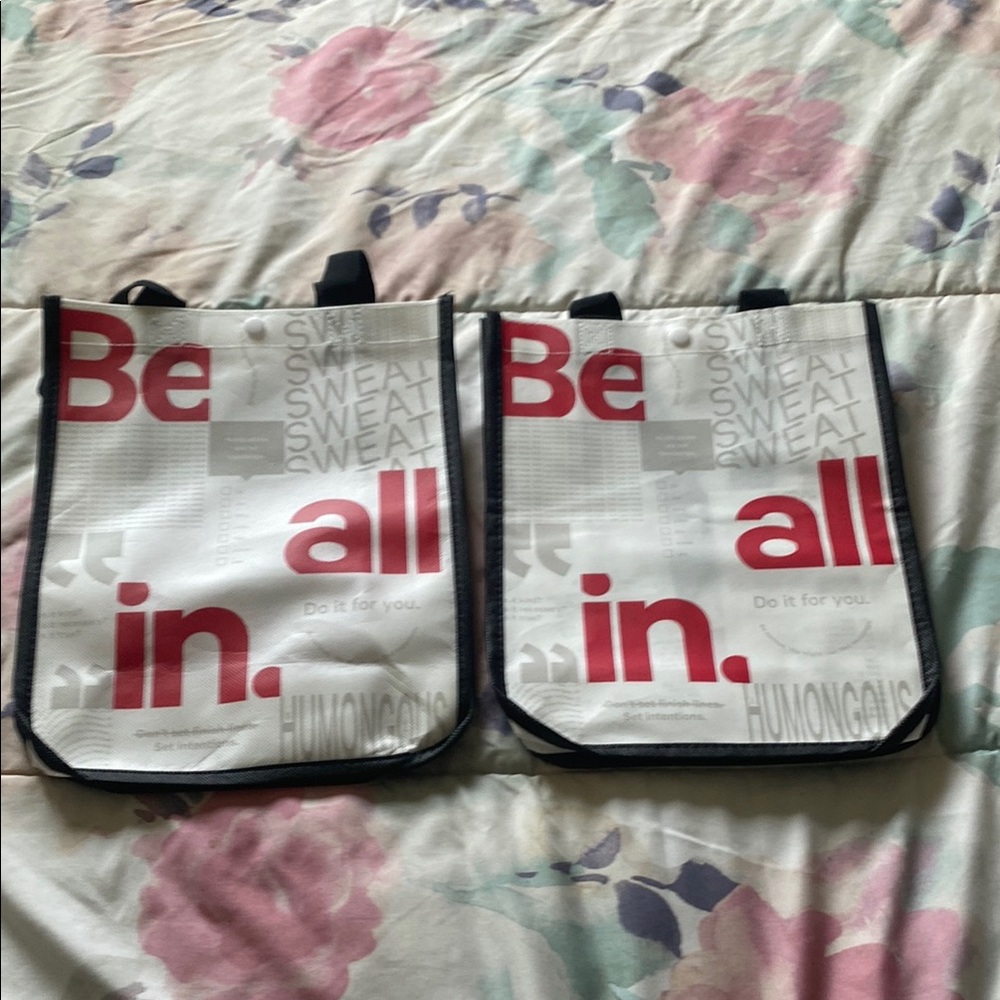 🍄Lululemon Reusable Tote Bags - Red and White